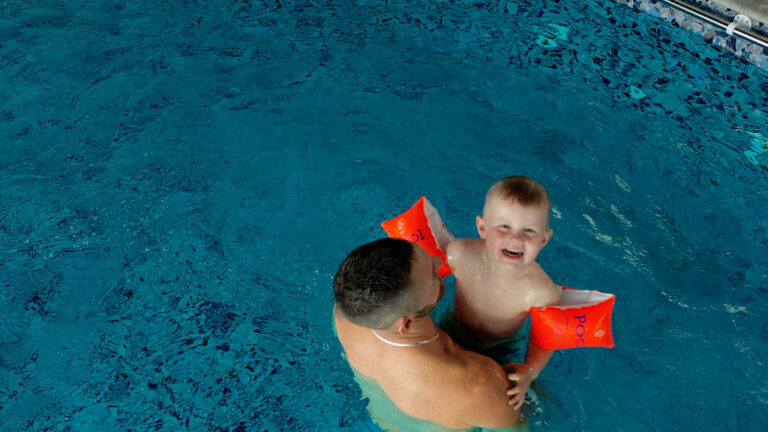 nantsidyll wales swimming pool holiday lodges best